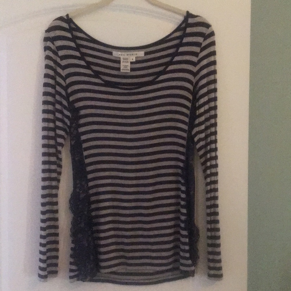 Max studio long sleeve shirt